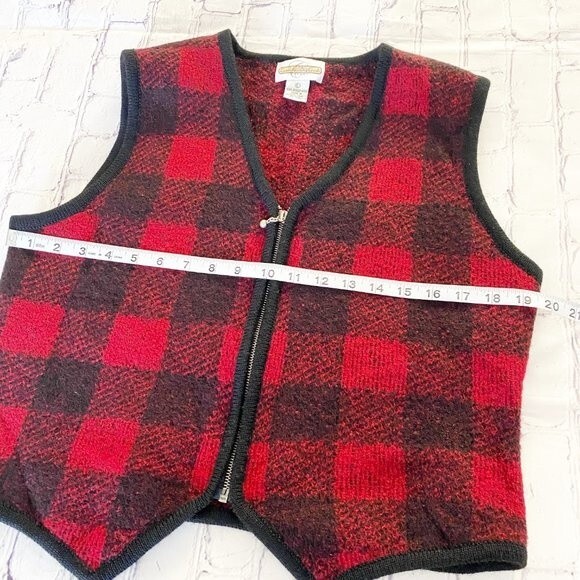 Cambridge Dry Goods Women's Buffalo Plaid Boiled Wool V Neck Vest L or 10 - Picture 10 of 13